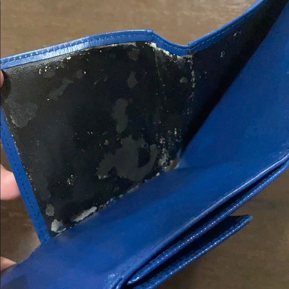 Pre-love Epi LV bi-fold wallet - Picture 7 of 10